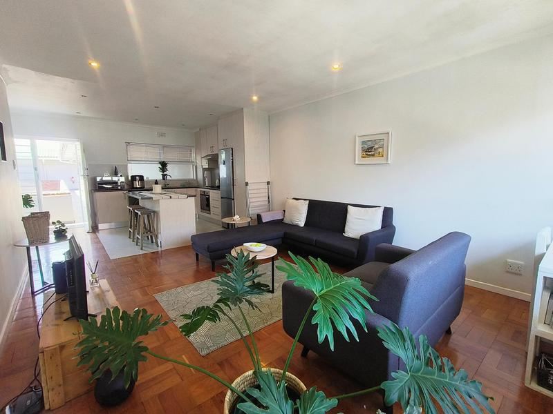 1 Bedroom Property for Sale in Oranjezicht Western Cape